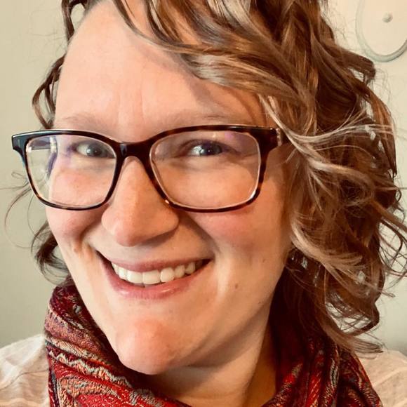 Meet your Posher, Becky - Picture 1 of 1